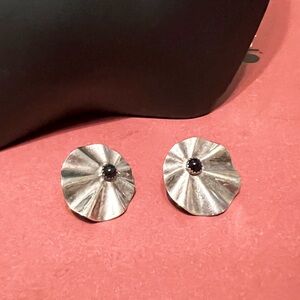 Silver Fan Earrings with Black Onyx Center